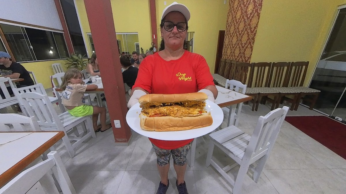 Dog Night / Cachorro Quente Prensado-5